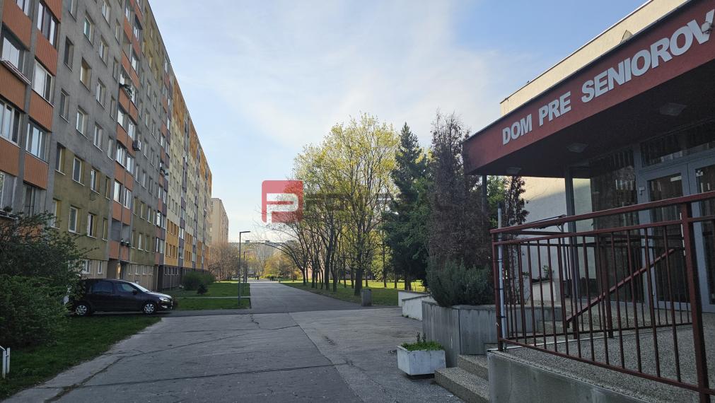 Na predaj 4 izbový byt 83m2 Petržalka vyhľadávaná lokalita