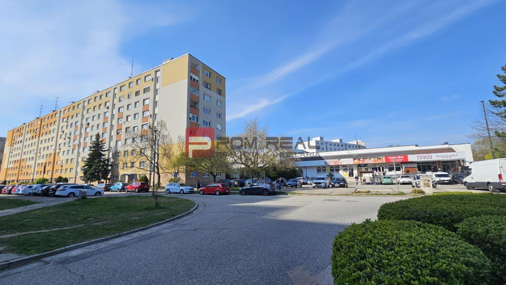 Na predaj 4 izbový byt 83m2 Petržalka vyhľadávaná lokalita