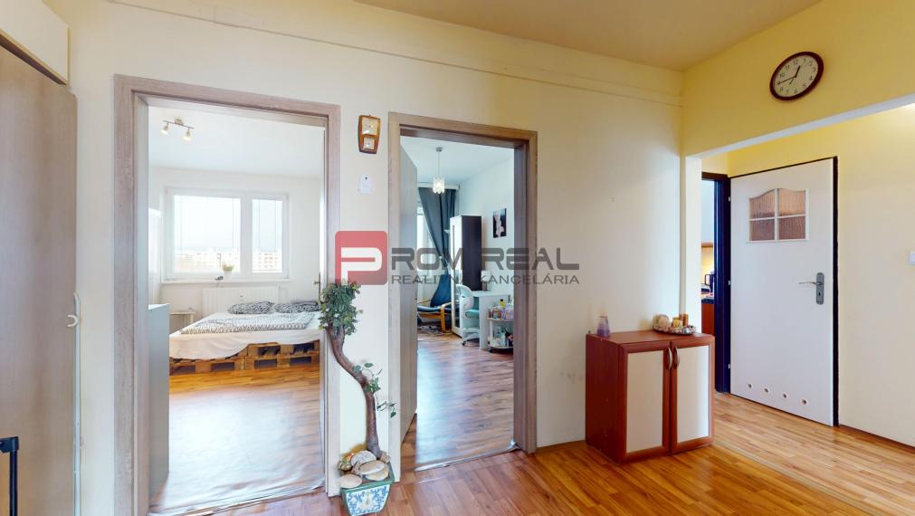 Na predaj 4 izbový byt 83m2 Petržalka vyhľadávaná lokalita