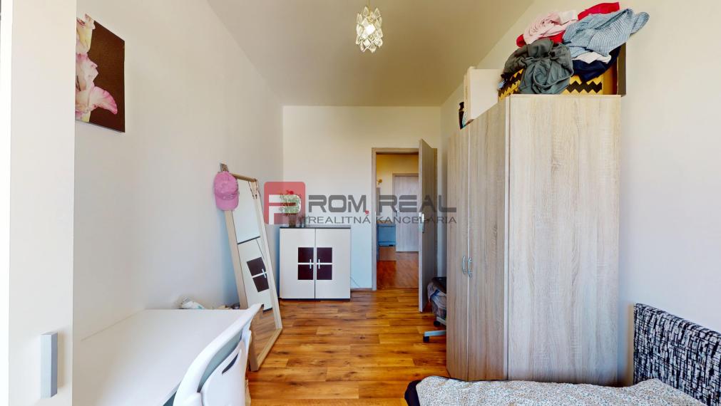 Na predaj 4 izbový byt 83m2 Petržalka vyhľadávaná lokalita