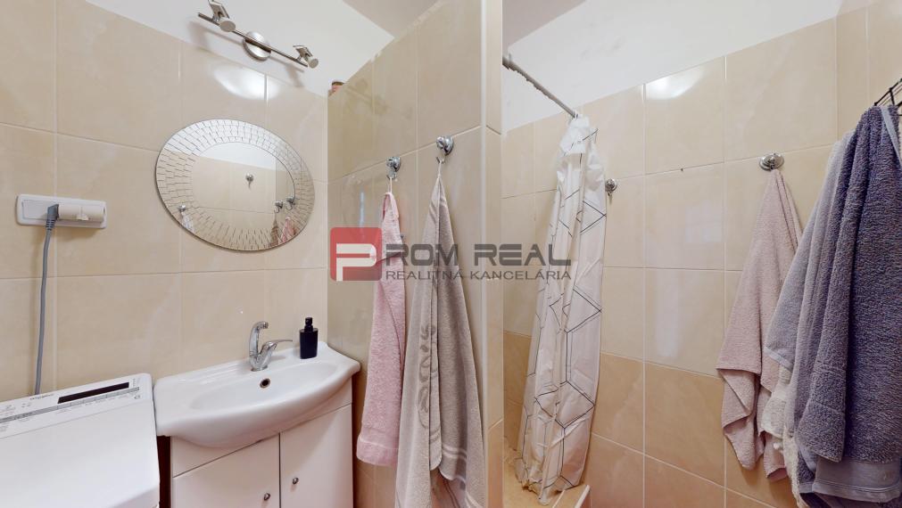 Na predaj 4 izbový byt 83m2 Petržalka vyhľadávaná lokalita