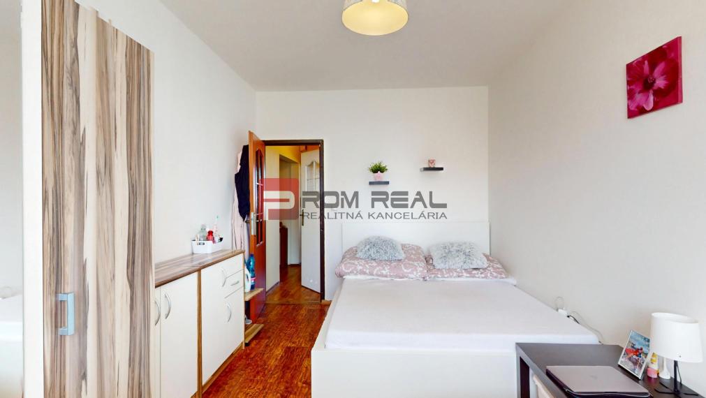 Na predaj 4 izbový byt 83m2 Petržalka vyhľadávaná lokalita