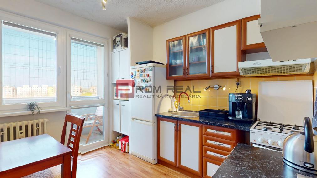 Na predaj 4 izbový byt 83m2 Petržalka vyhľadávaná lokalita