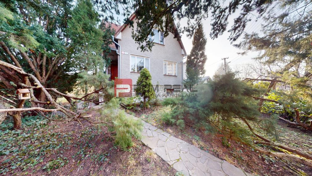 Na predaj rodinný dom v pôvodnom stave - Prievidza