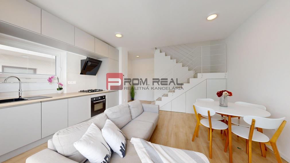 Na prenájom Rezidenčné bývanie so záhradkou a parkovaním