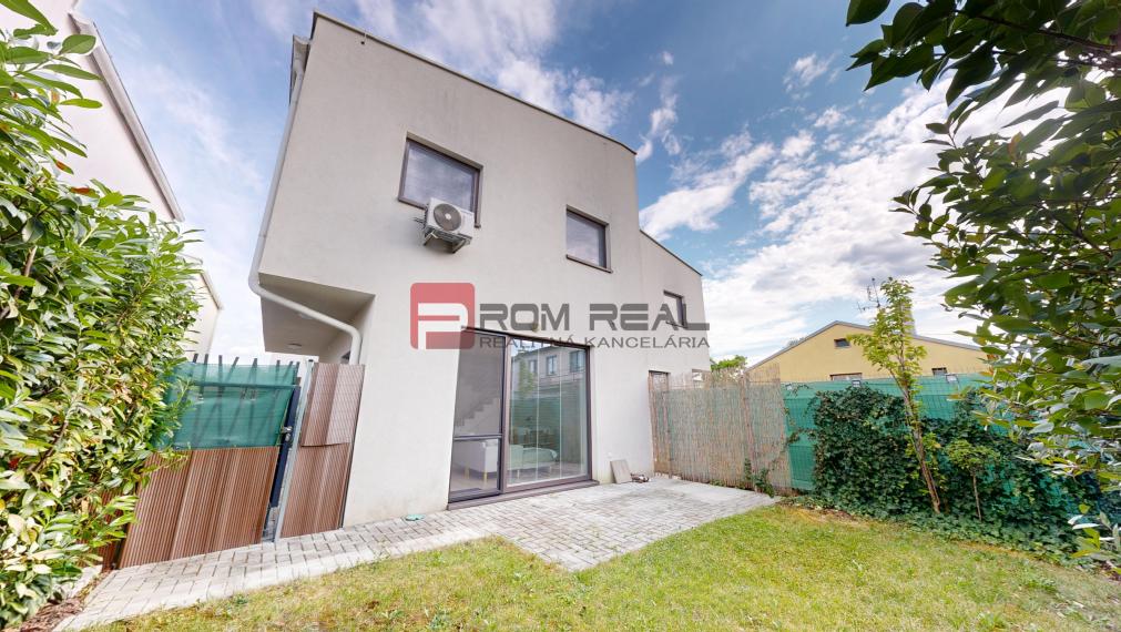 Na prenájom Rezidenčné bývanie so záhradkou a parkovaním