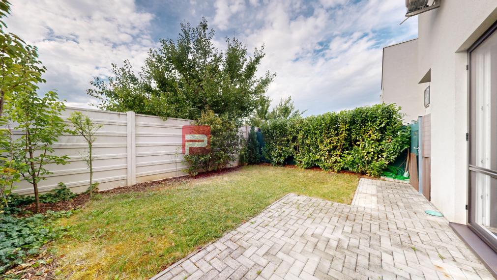 Na prenájom Rezidenčné bývanie so záhradkou a parkovaním