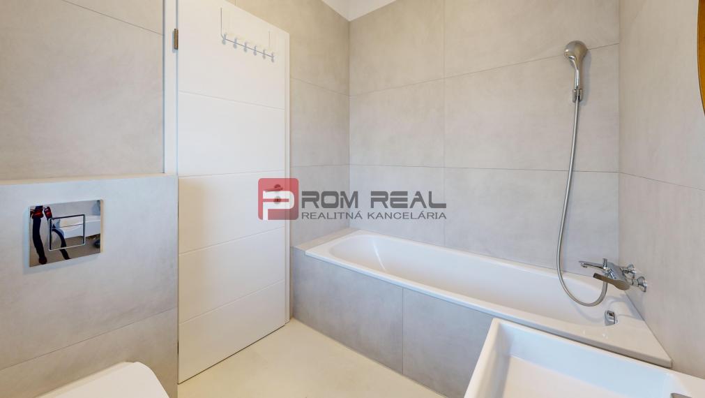 Na prenájom Rezidenčné bývanie so záhradkou a parkovaním