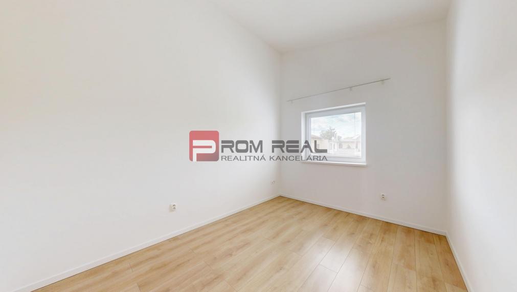 Na prenájom Rezidenčné bývanie so záhradkou a parkovaním