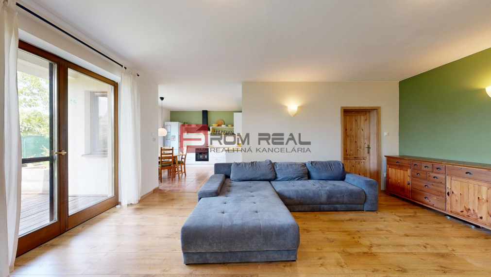 PREDAJ - Pekný 4i rodinný dom v Hrubom Šúre