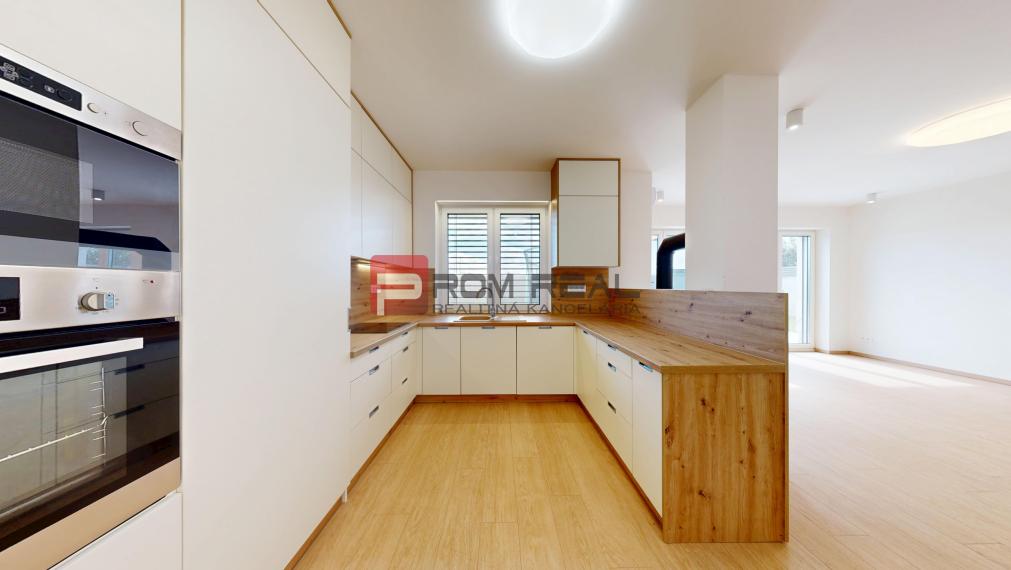 PRENÁJOM 5-izbový nový moderný dom v Bratislave Ruženínová