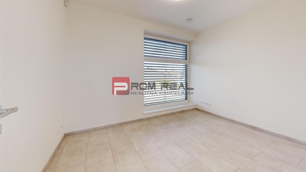 PRENÁJOM moderná novostavba RD 5 izieb Ruženínová BA