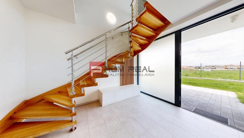 PRENÁJOM moderná novostavba RD 5 izieb Ruženínová BA