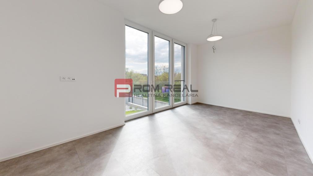 PRENÁJOM 5-izbový úplne nový moderný RD Záhorská Bystrica