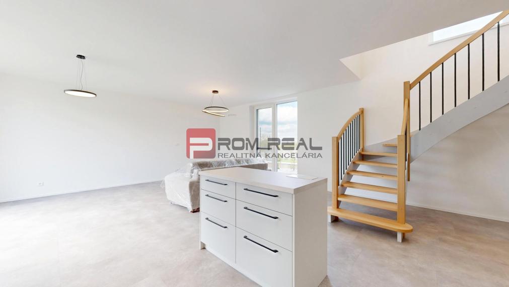 PRENÁJOM 5-izbový úplne nový moderný RD Záhorská Bystrica