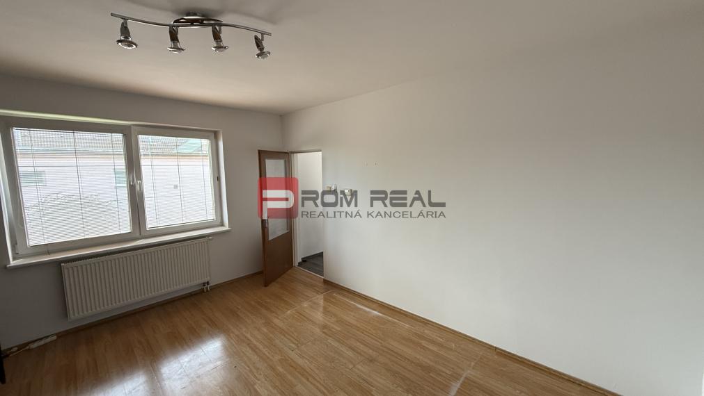 PREDAJ RD dom s potenciálom Suchá nad Parnou 🌄🚵