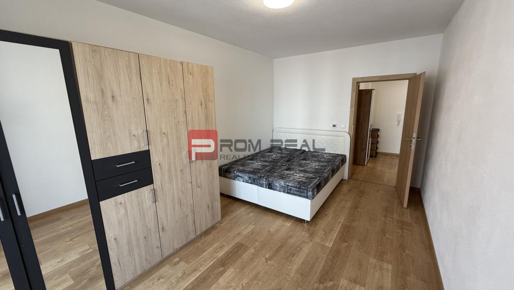 PRENÁJOM 2,5 izbový byt + parking Galvaniho BA Ružinov