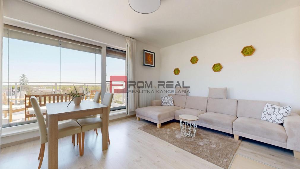 EXKLUZÍVNE: 3-izbový byt s 20 m2 terasou a 2x parkovaním