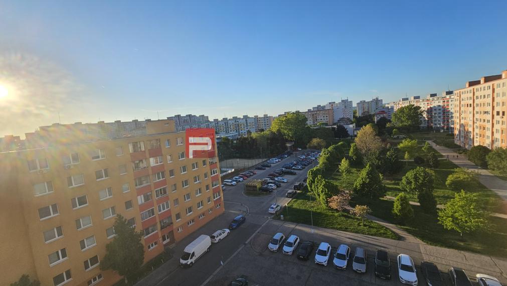 Na predaj 2 izbový byt Petržalka vyhľadávaná lokalita