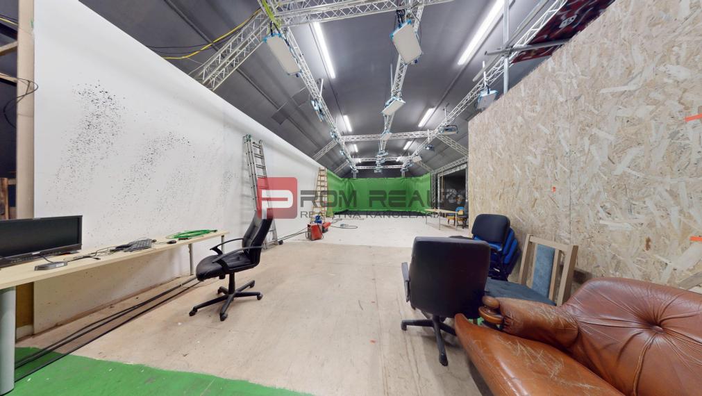 Predaj-Kancelárske a skladové priestory – Bratislava, Nové Mesto