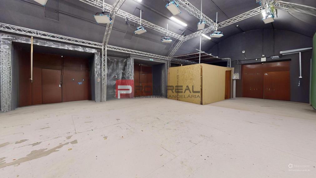 Predaj-Kancelárske a skladové priestory – Bratislava, Nové Mesto
