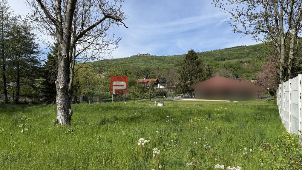 PREDAJ nádherný pozemok Borinka všetky siete + super výhľad