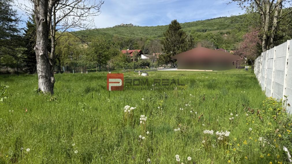PREDAJ nádherný pozemok Borinka všetky siete + super výhľad