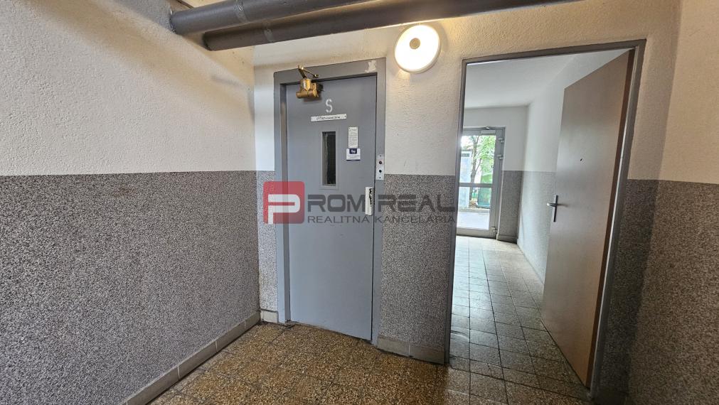 Na prenájom 3 izbový byt s veľkou loggiou Bratislava Rača