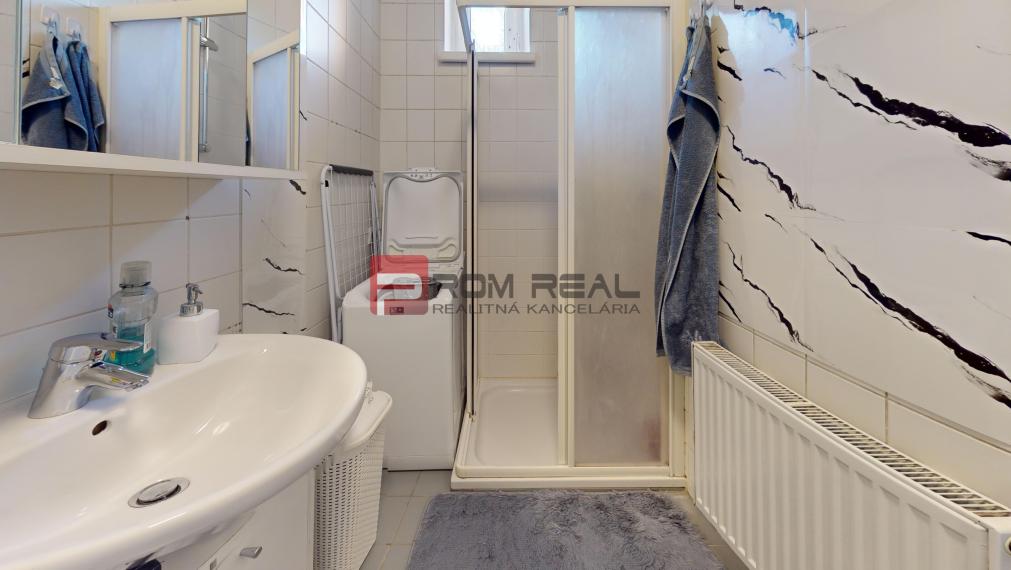 Na prenájom 1 izbový byt 10min. od BA