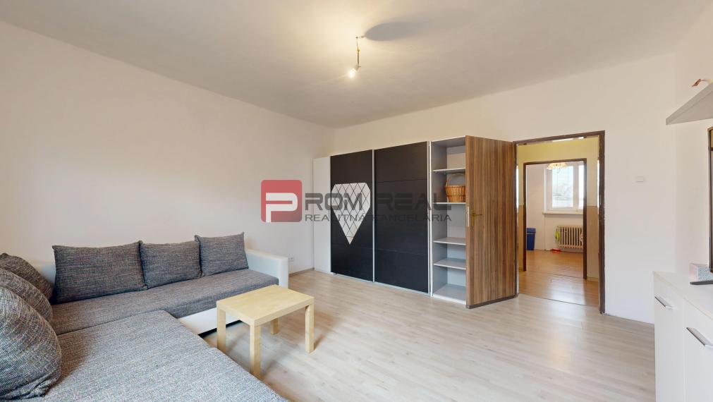 Na predaj rodinný dom Slovenský Grob, pivnica, pozemok 830m2