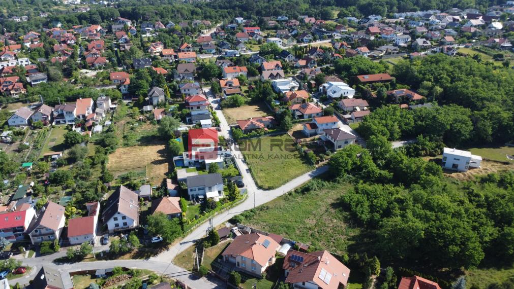 PREDAJ Najkrajší pozemok v Stupave Révová ulica 738 m2