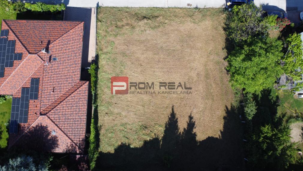 PREDAJ Najkrajší pozemok v Stupave Révová ulica 738 m2