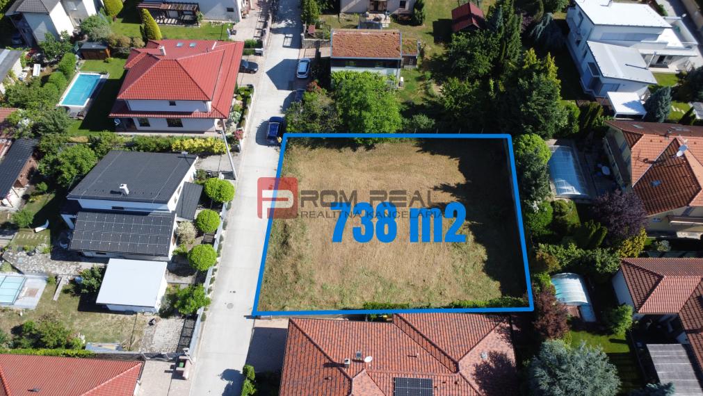 PREDAJ Najkrajší pozemok v Stupave Révová ulica 738 m2