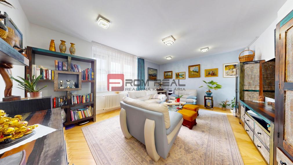 3-izbový byt po kompletnej rekonštrukcii, centrum Piešťany