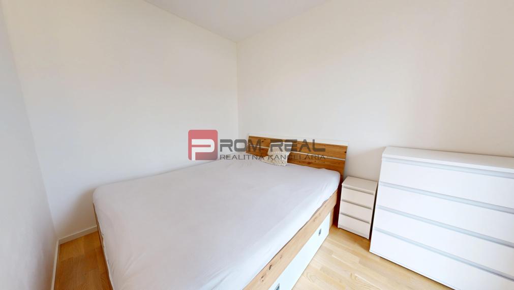 Na prenájom krásny 2 izb. byt s parkovaním a balkónom -  Guthaus