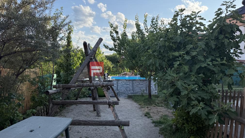 PRENÁJOM Veľkometrážny 3+1KK byt 120 m2 Svätý Jur