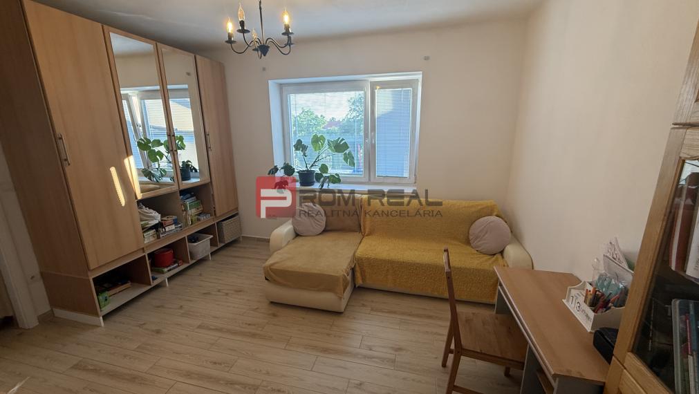 PRENÁJOM Veľkometrážny 3+1KK byt 120 m2 Svätý Jur