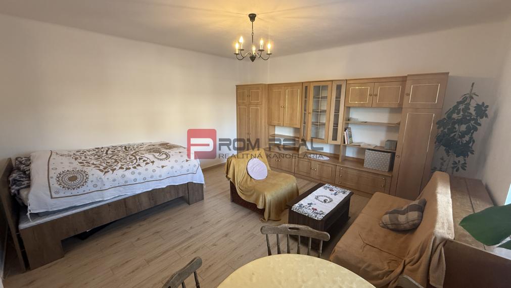 PRENÁJOM Veľkometrážny 3+1KK byt 120 m2 Svätý Jur