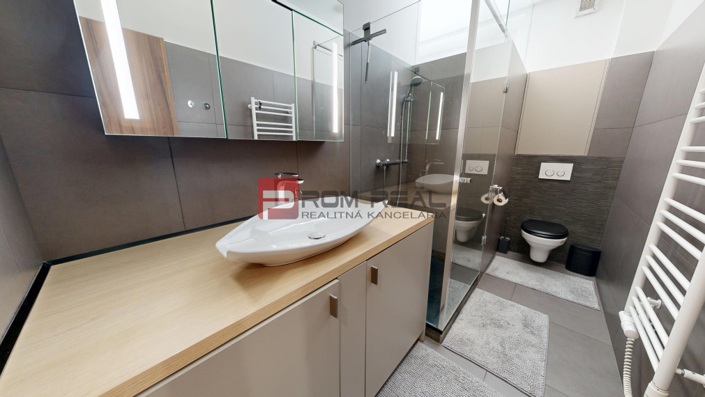 PREDAJ luxusného 3 izbového bytu STARÉ MESTO Bratislava
