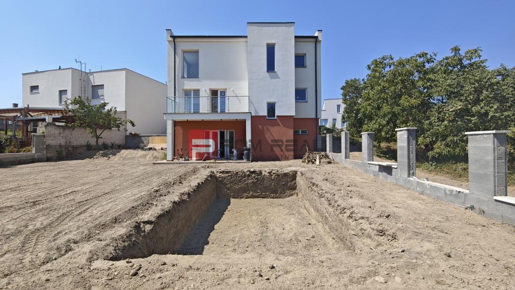 PREDAJ rodinný dom pri centre MODRA Vŕšky