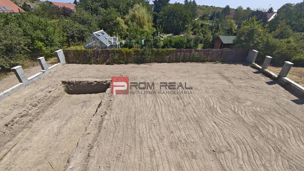 PREDAJ rodinný dom pri centre MODRA Vŕšky
