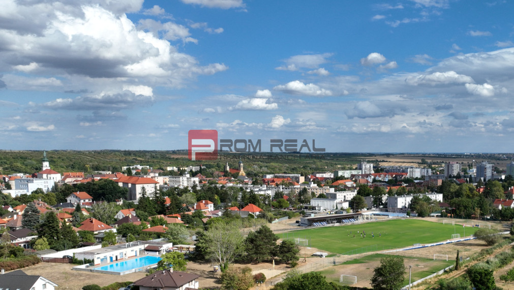Pozemok Modra - 3772 m2 s prípojkami a cestou