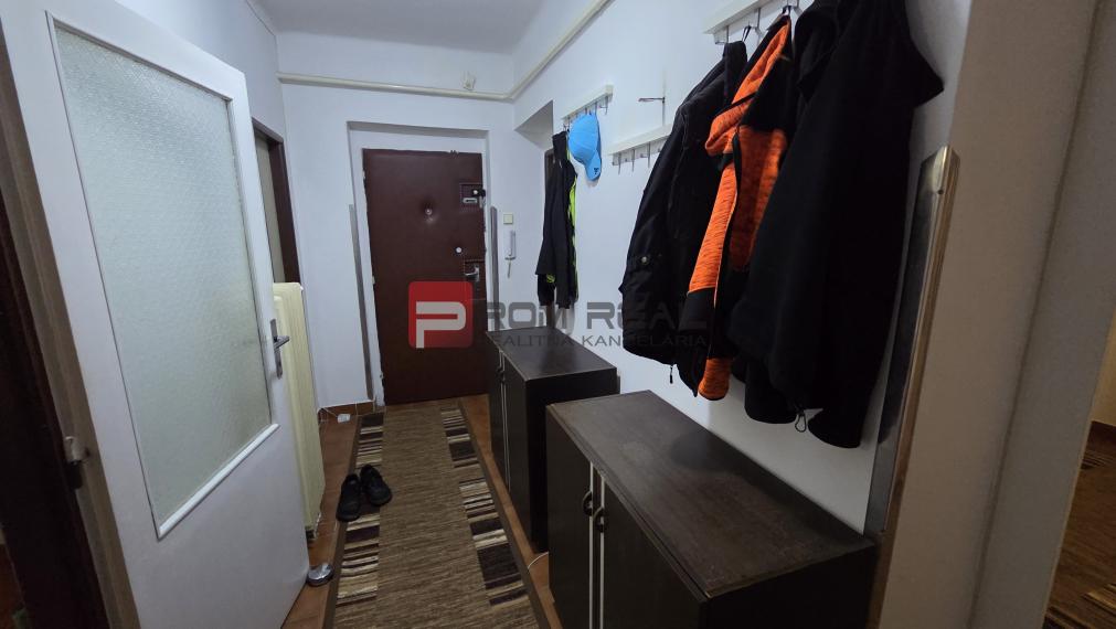 Na prenájom veľký 4 izbový byt s parkovaním Pezinok