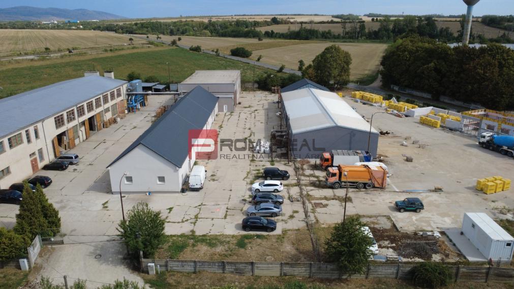 Nová hala 472 m² + dvor 1 812 m² – Budmerice