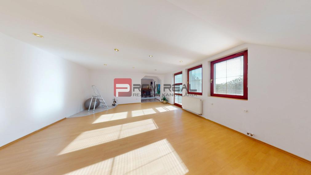Prenájom - Priestranná časť rodinného domu | BORINKA | 900 € VRÁTANE ENERGIÍ