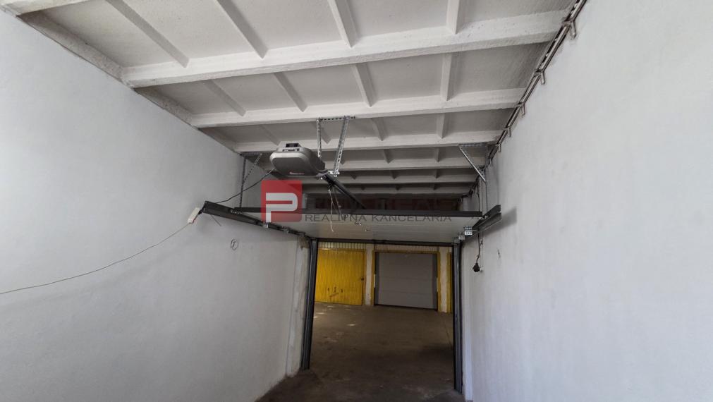Na predaj garáž Pionierska s elektrickou garážovou bránou