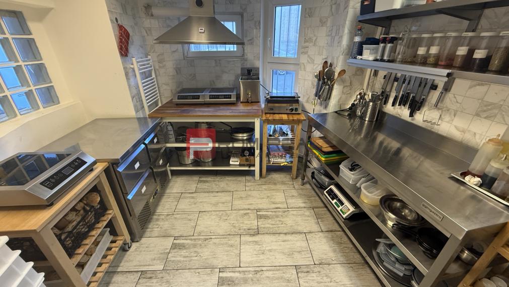 PRENÁJOM - Zabehnuté Bistro v centre BA na odstúpenie 🍵