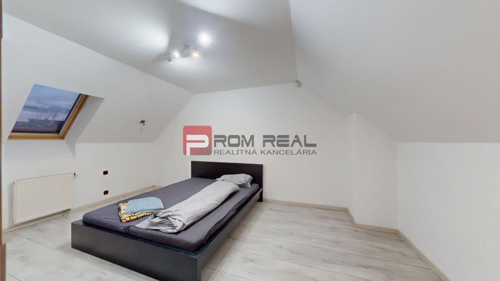 🏡3D OBHLIADKA -  Priestor, krb a pokojná atmosféra: 5-izbový dome v srdci Modry!