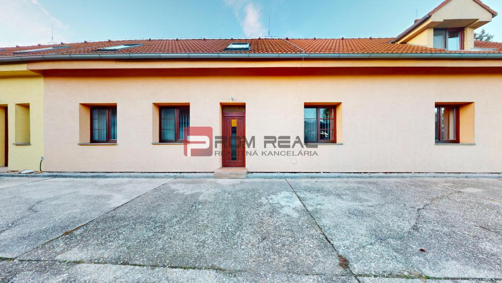 🏡3D OBHLIADKA -  Priestor, krb a pokojná atmosféra: 5-izbový dome v srdci Modry!