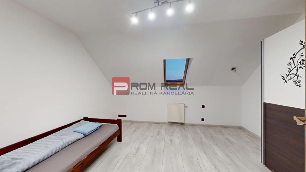 🏡3D OBHLIADKA -  Priestor, krb a pokojná atmosféra: 5-izbový dome v srdci Modry!